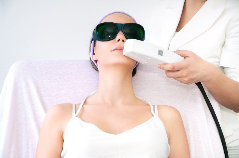 Chớ nhầm lẫn liệu pháp ánh sáng IPL và laser
